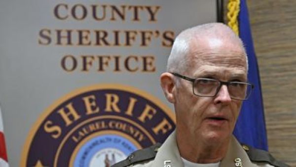 After interstate shootings wound 5, Kentucky searchers scour rugged terrain for suspect