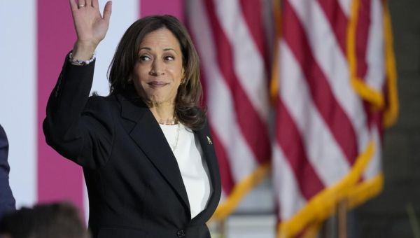 In Michigan, Harris works to solidify union support amid signs some of it could be slipping to Trump