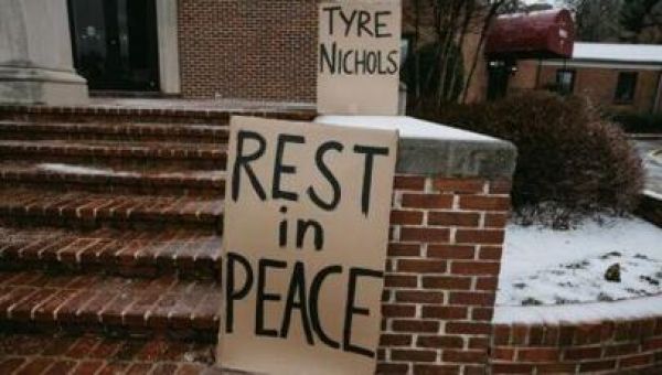 Ex-US police officers acquitted in beating death of Black motorist