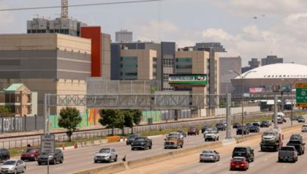 Why did New Orleans jail house state inmates? One inmate escaped while waiting for transfer