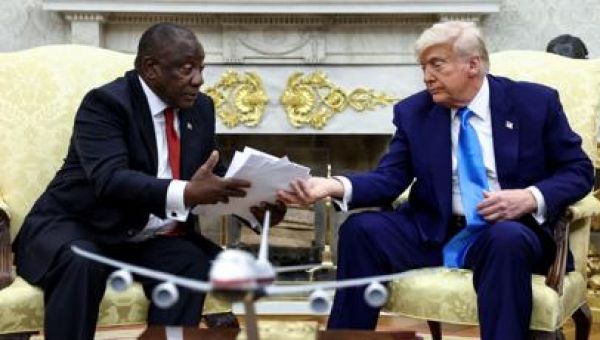 Trump confronts South African president with false genocide claims