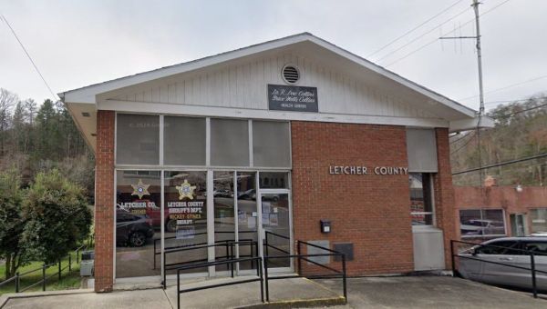 Who is Mickey Stines? What to know about Kentucky sheriff accused of shooting judge