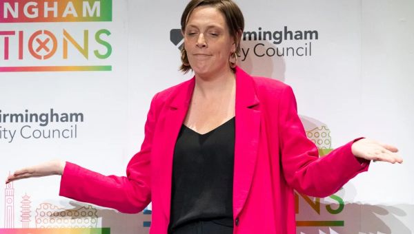 Labour latest: Jess Phillips booed by pro-Palestinian protesters during acceptance speech