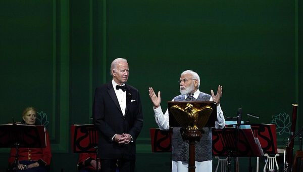 Modi welcomed to White House in lavish style