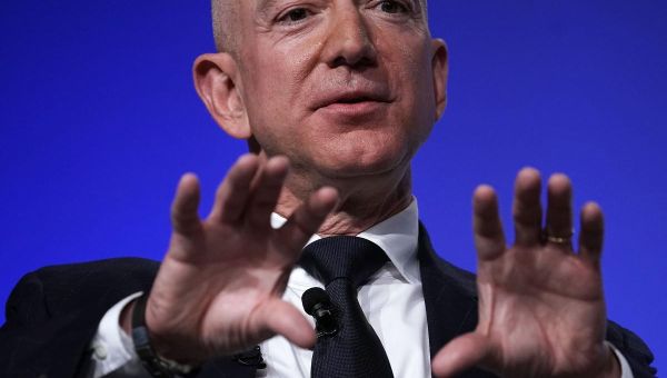 Washington Post Denies Bezos ‘Quid Pro Quo’ With Trump in Exchange for Killing Presidential Endorsements
