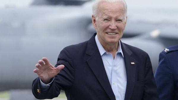 President Biden forgets about personal space promise during Weather Channel interview