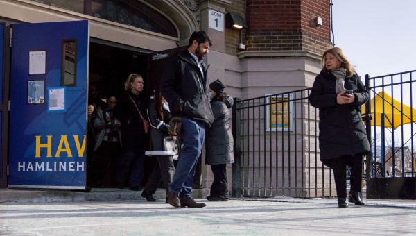 Federal immigration officers denied entry at a Chicago elementary school, CPS officials say