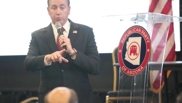 Jeff DeWit plays right into Kari Lake’s hands with his bungled bribery stunt