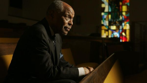 Cecil L. Murray, who made the First African Methodist Episcopal Church the most prestigious black pulpit in Los Angeles, has died