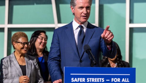 Newsom urges cities to ban homeless camps