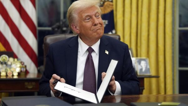 Column: The Republican Party is betraying a devastated Los Angeles