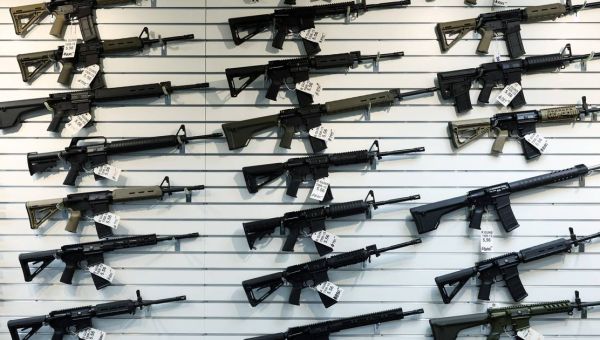 Supreme Court declines to put hold on Illinois gun ban