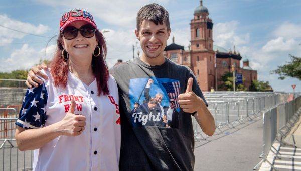 Asheville Trump supporters start lining up for rally; police announce demonstration zones