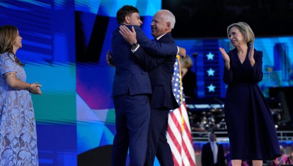 At debate, Walz says his teenage son witnessed a shooting: 'Those things don't leave you'