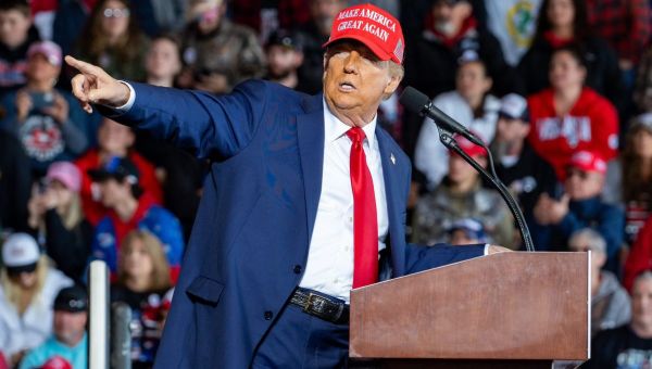 Dire warnings, raucous crowd. Takeaways from Donald Trump's Juneau, Wisconsin, rally