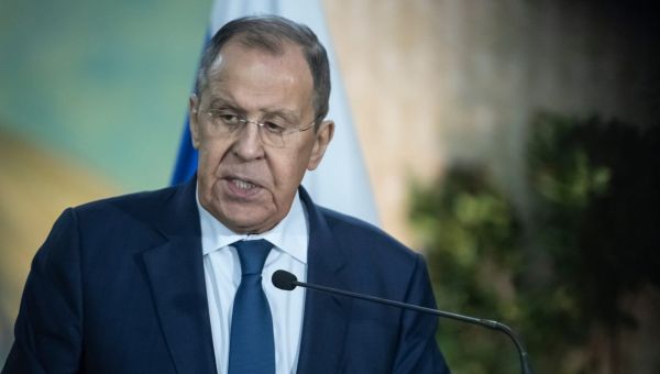 Tuckeru00a0Carlson interviews Russian foreign ministeru00a0on war in Ukraine