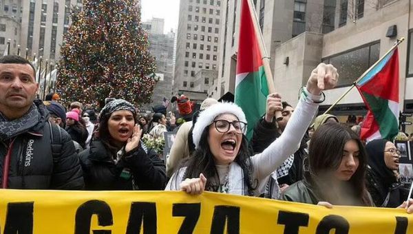 “Christmas Is Canceled”: Scuffles, Arrests In NYC As Pro-Palestinian Protesters Storm Manhattan
