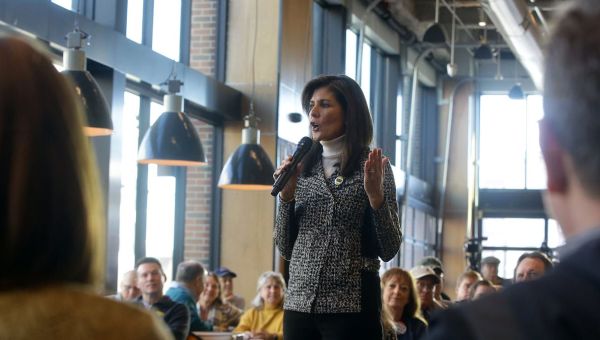 Nikki Haley mixes up Iowa basketball star with CNN anchor