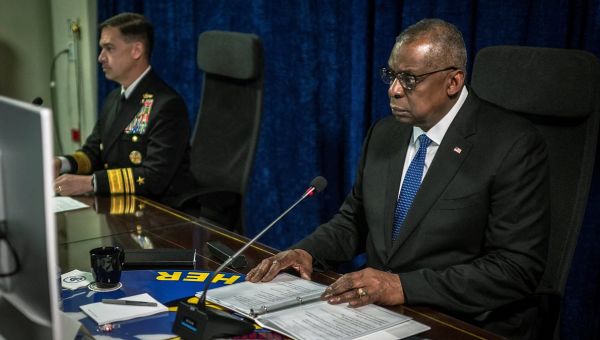 White House orders Cabinet secretaries to say then they can do duties