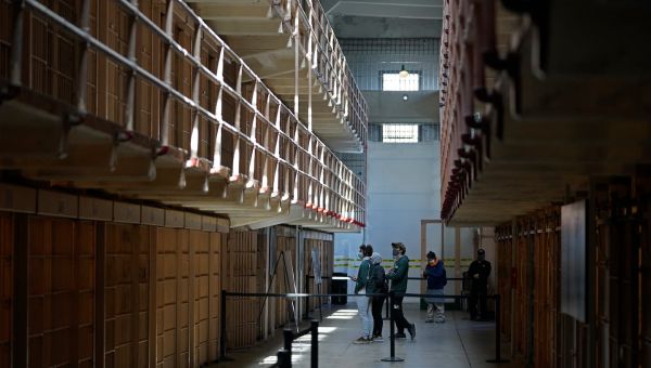 Trump says he will reopen Alcatraz prison – The Boston Globe