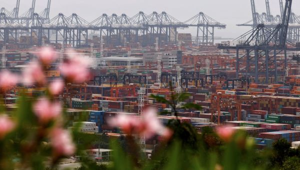 Trump says he wants a fair trade deal with China