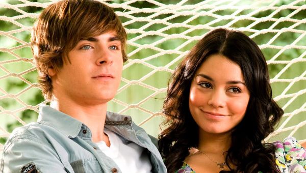 Vanessa REACTS to fans comparing Taylor and Travis to her movie