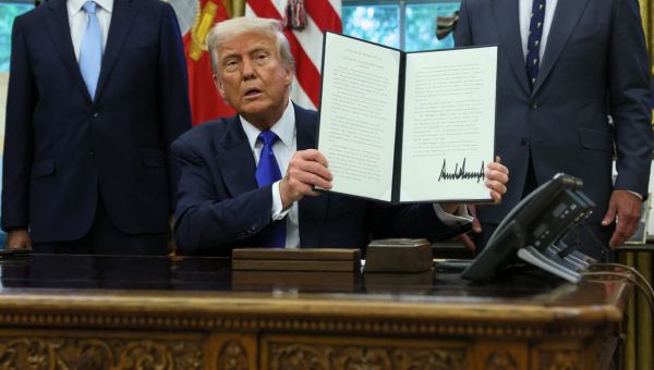 Trump just halted this virus research funding to China, blaming pandemic on lab leak