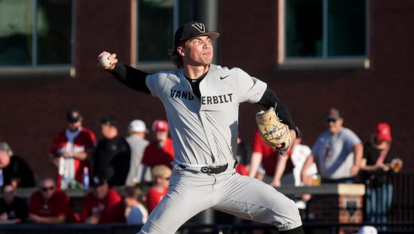 How Austin Nye showed against Louisville that he can help Vanderbilt baseball in postseason