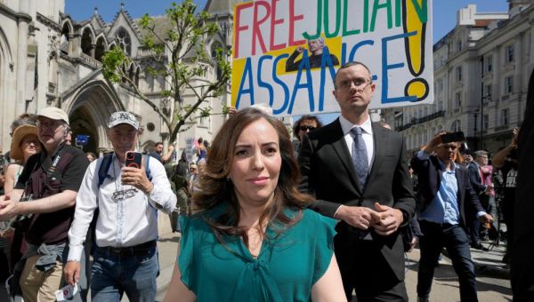 Julian Assange wins high court victory in case against extradition to US