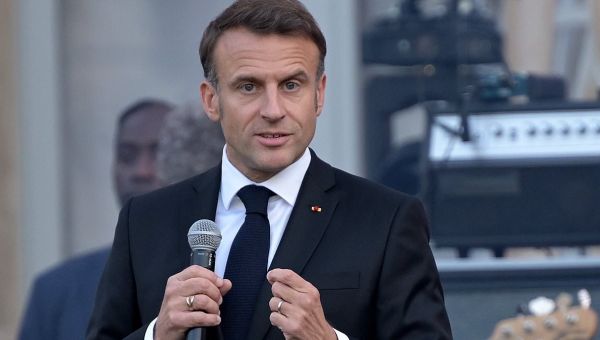 Macron warns of ‘civil war’ if hard-left or hard-right win election