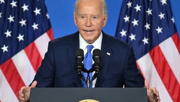 Democrat defends Biden’s gaffes as new poll shows where race stands