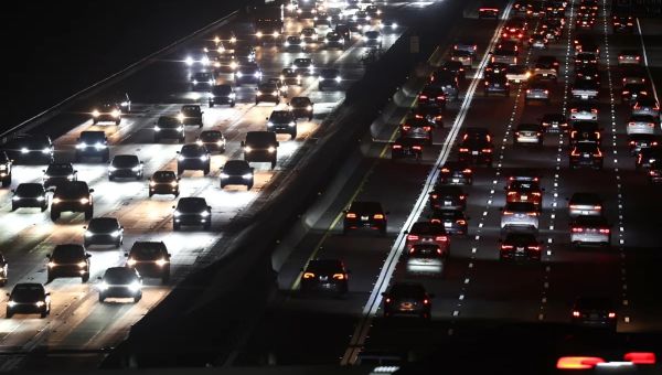 EPA gives thumbs up to California’s new gas-powered car sale ban