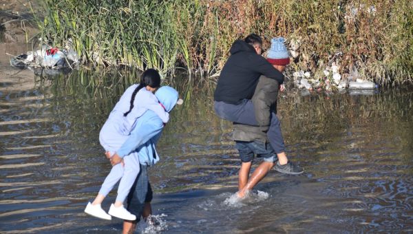 Appeals court paves way for Texas immigration law to go into effect if Supreme Court doesn’t act