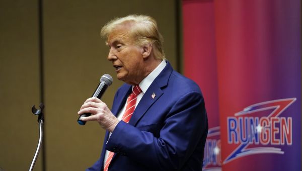 WATCH LIVE: Trump holds rallies in Iowa on Jan. 6 ahead of caucuses
