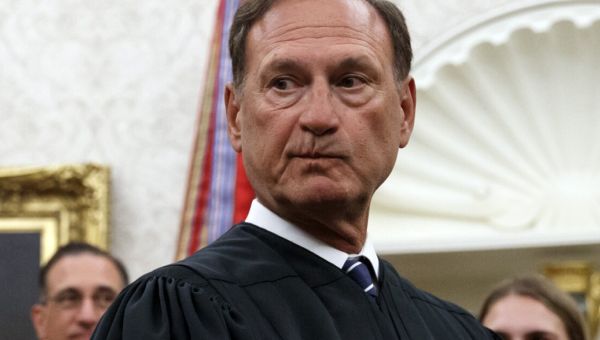 Continued scrutiny of Justice Samuel Alito after ‘Appeal to Heaven’ flag flown outside vacation home