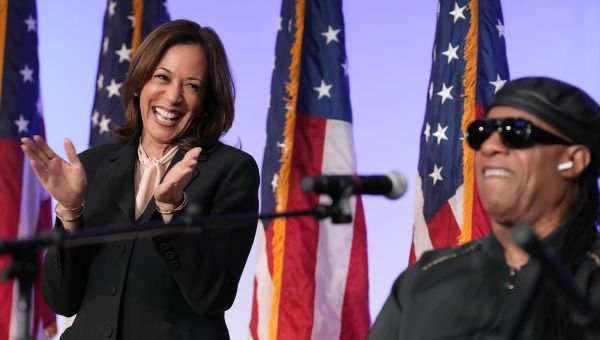 Stevie Wonder sings Happy Birthday to Kamala Harris