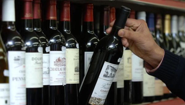 ‘Pints’ of wine to be stocked on British shelves for first time