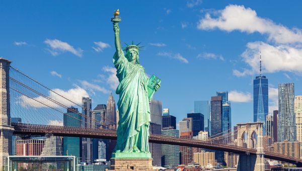French politician demands US return Statue of Liberty