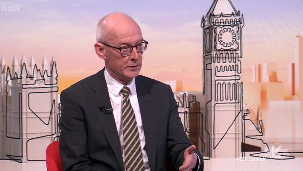 Trans civil servants banned from using wrong loos - minister
