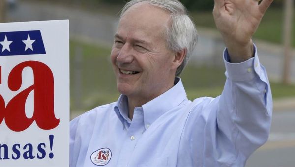 Parade of Mediocrities Gets Longer: Somebody Named Asa Hutchinson Is Running For President