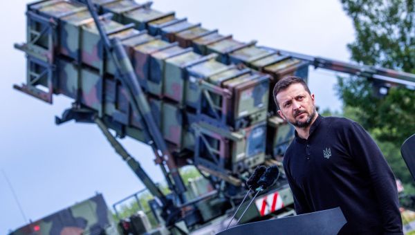 US to Send Contractors to Ukraine to Maintain Military Equipment