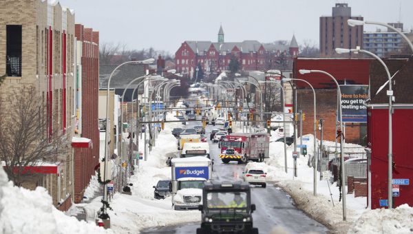 Thu. 9:25 a.m.: Buffalo roads reopen as search for storm victims continues