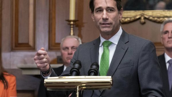 House Republican climate change plan: Keep drilling natural gas and plant a trillion trees