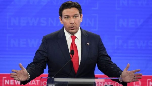 DeSantis brushes off concerns about super PAC official’s resignation