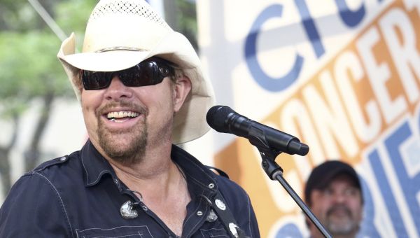 Toby Keith, country singer-songwriter, dies at 62 after stomach cancer diagnosis – Sentinel Colorado