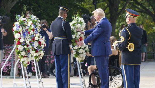 Gold Star Families Back Trump in Dispute Over Arlington Photo Op: We Wanted These Moments 'Respectfully Captured'