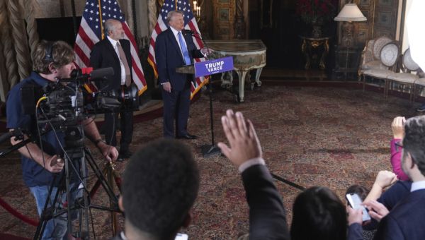 Trump weighs in on N.Y. mayor, vaccines