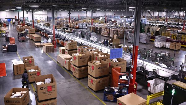 Trump eyes privatizing US Postal Service, citing financial losses – The Boston Globe