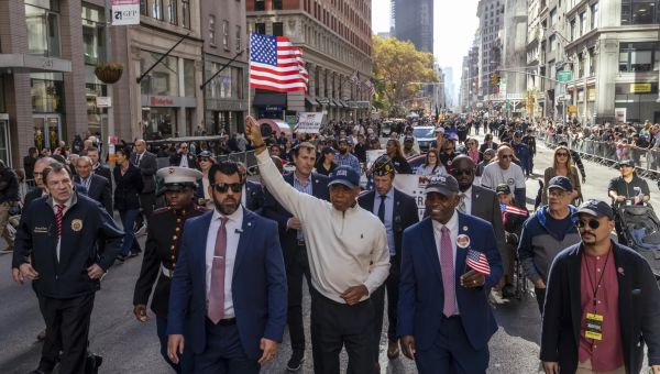 Eric Adams hints he could leave Democratic Party to join Republicans – Washington Examiner