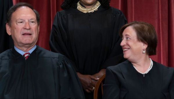 Alito slams Kagan’s ‘unhelpful opinion’ siding with cop transferred because of gender